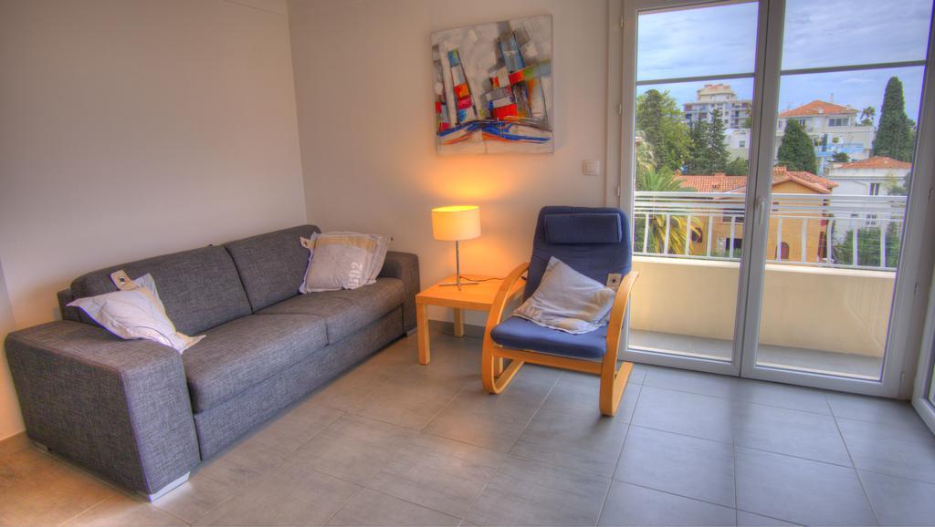 Studio 3 Etoiles Vue Mer 150M Plages Parking Clim Wifi Cannes Room photo